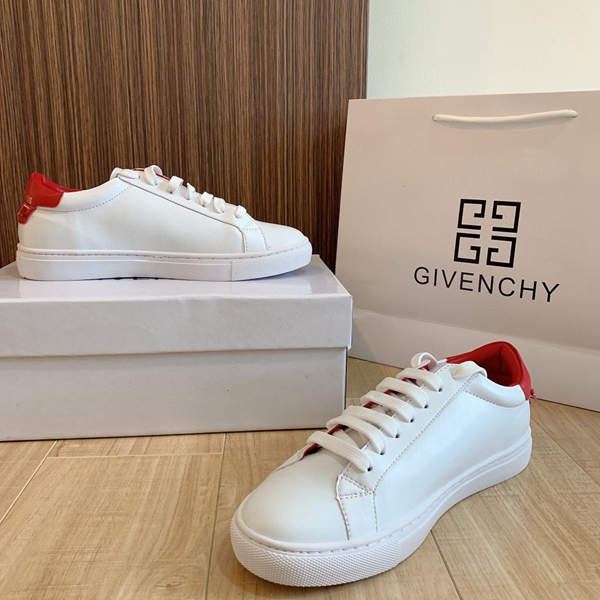 ブランド激安靴着用イメージ